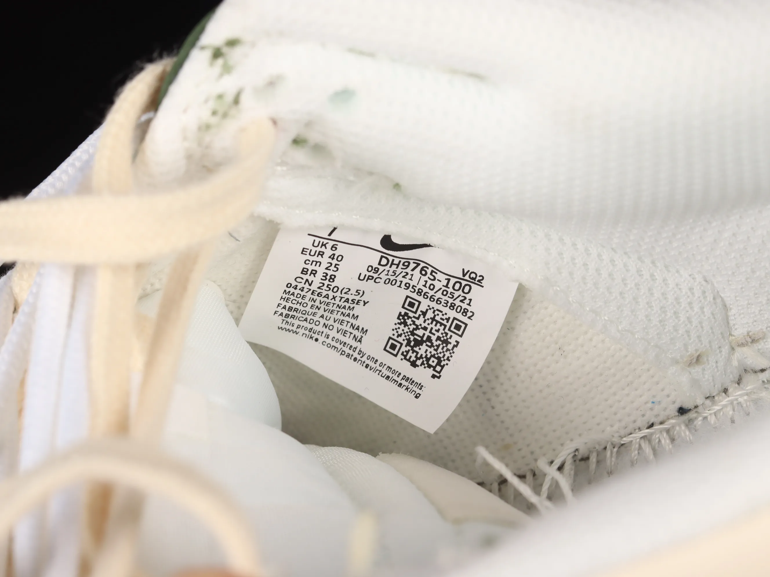 All categories Nk SB Dunk series Nk SB Dunk Low low-top sneakers Nk Dunk Low LOVE floral green customized version of deconstructed strap casual sneakers DH9765-100